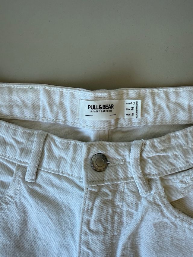 Vaquero corto Pull&Bear blanco roto Talla M