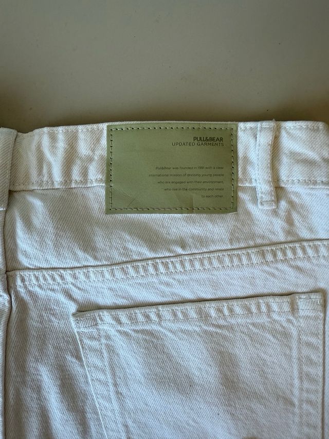 Vaquero corto Pull&Bear blanco roto Talla M