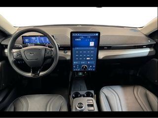 Ford Mustang mach-e 2024