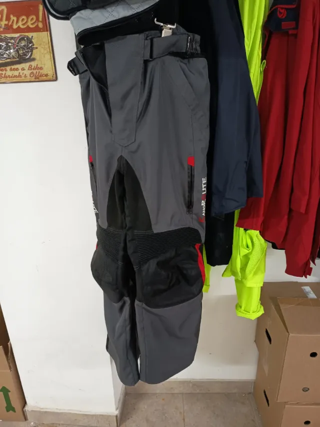 Pantalones de moto impermeables