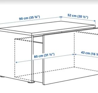 Arcón Ikea Smastad con cojín