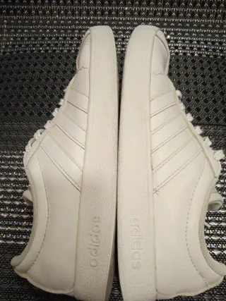 Adidas Mujer Blancas T37