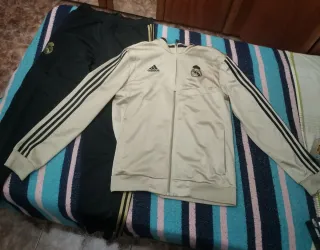 Chándal Oficial Real Madrid Adidas Beige/Negro