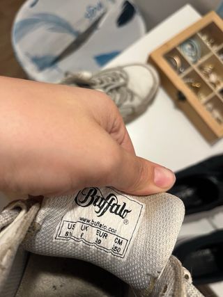 Bambas Buffalo blancas talla 39