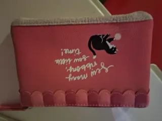 Monedero gatito negro y lazo