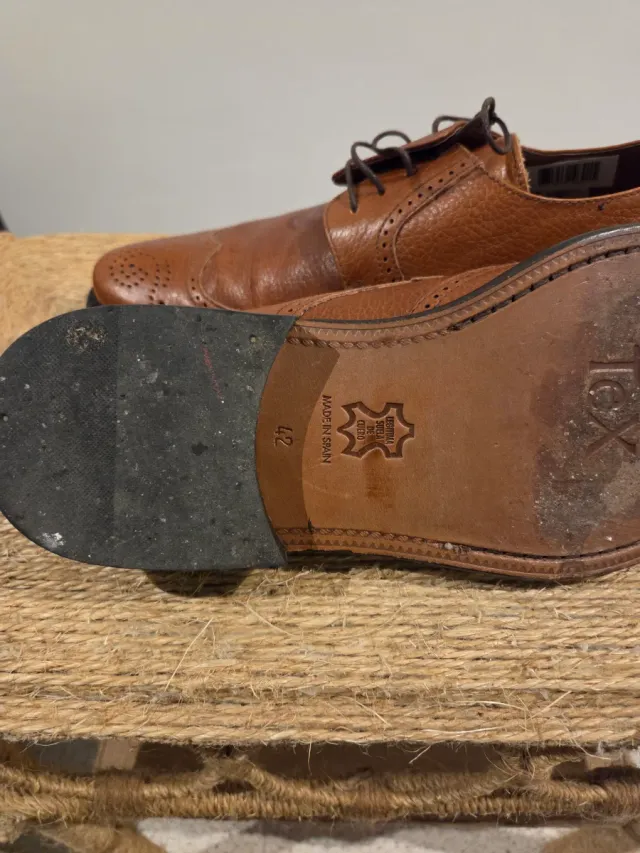 Zapatos de vestir marrones