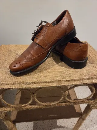 Zapatos de vestir marrones