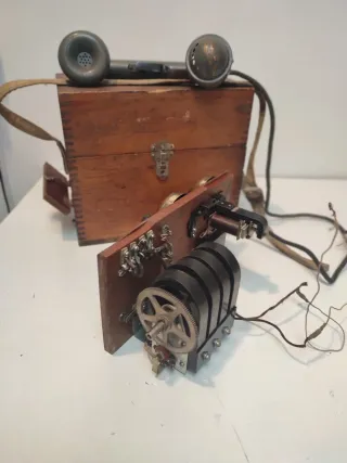 Maletín telegráfico para revisar líneas