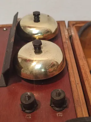 Maletín telegráfico para revisar líneas