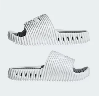 ADIDAS T/ 40-1/2 42 Y 43