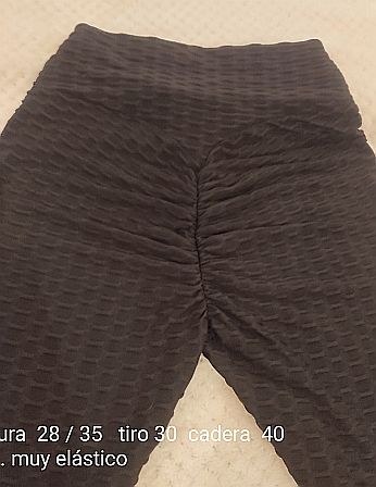 Leggings negros texturizados