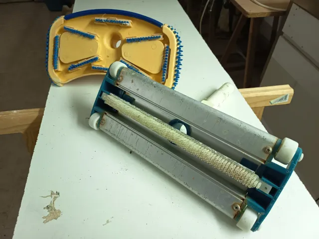 Cepillo Limpiafondos Piscina