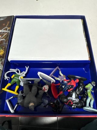 Spider-Man. Libroaventuras. Compañeros arácnido...