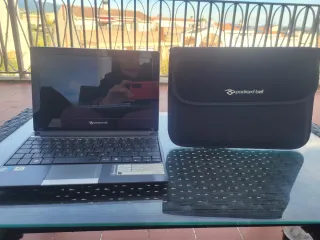 Mini Portátil Packard Bell + Funda Transporte