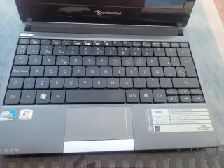 Mini Portátil Packard Bell + Funda Transporte