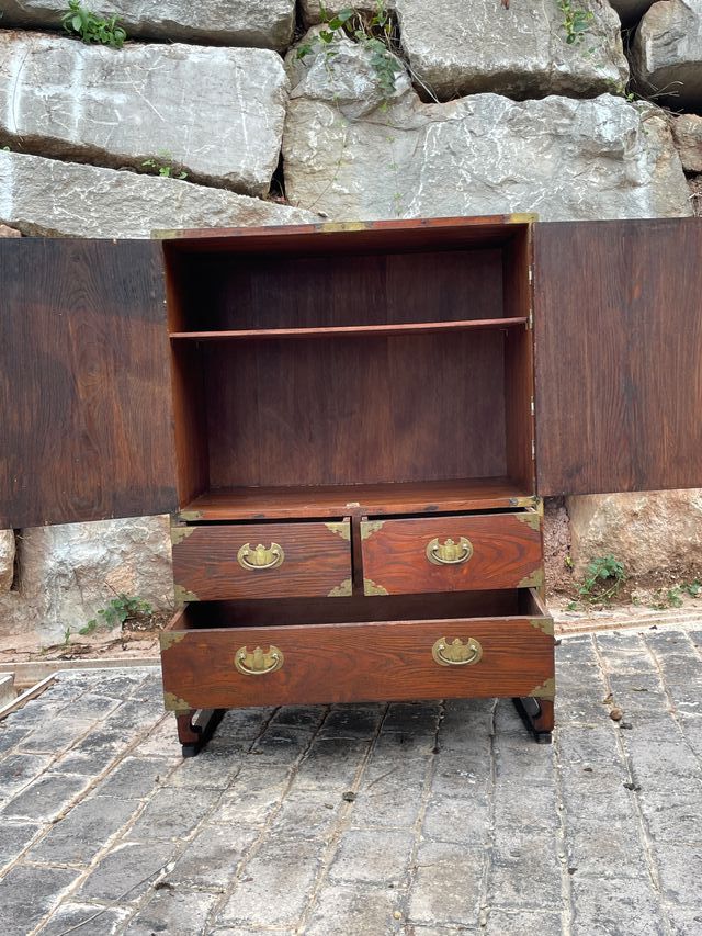 Gabinete Bandaji Coreano Tansu in legno e metallo