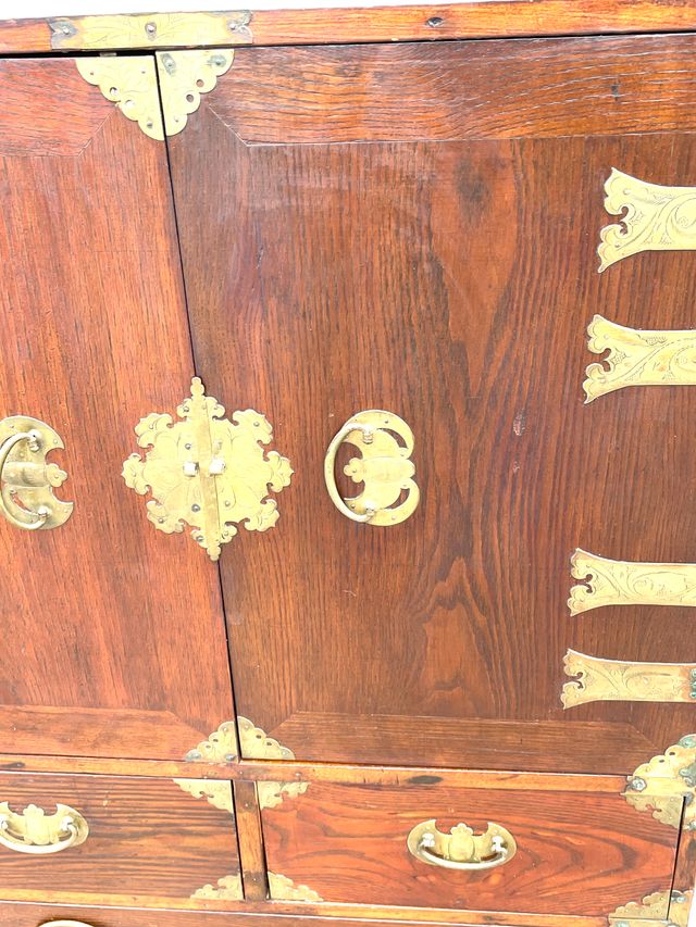 Gabinete Bandaji Coreano Tansu in legno e metallo