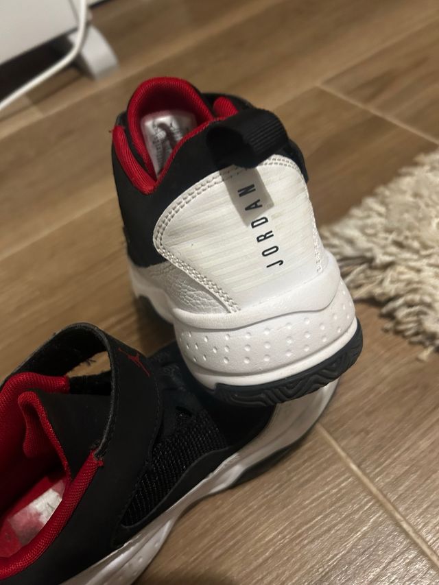 Zapatillas Jordan Niños Talla X 32