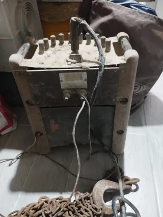 Máquina de soldar antigua