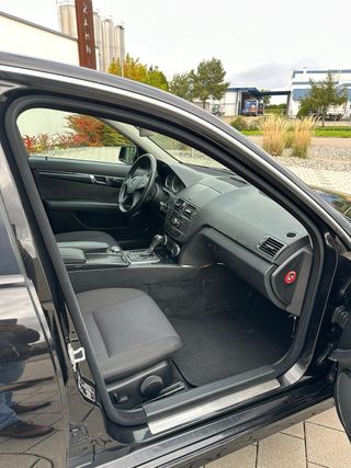 Mercedes-Benz C220 2010