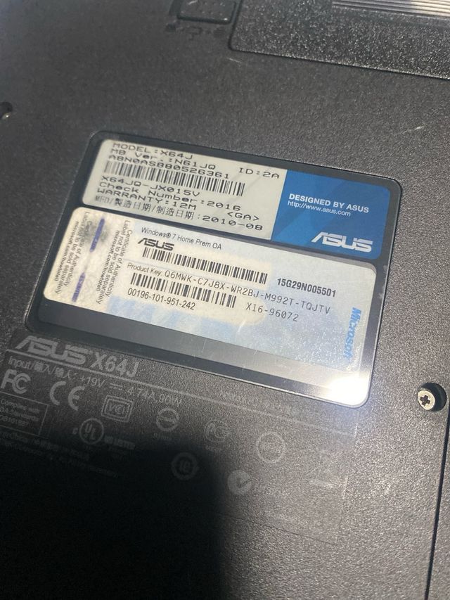 Portátil Asus X84J i7 4GB RAM Windows 7