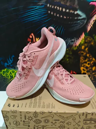 Nike Pegasus Trail 5 Rosa/Blanco Talla 40,5