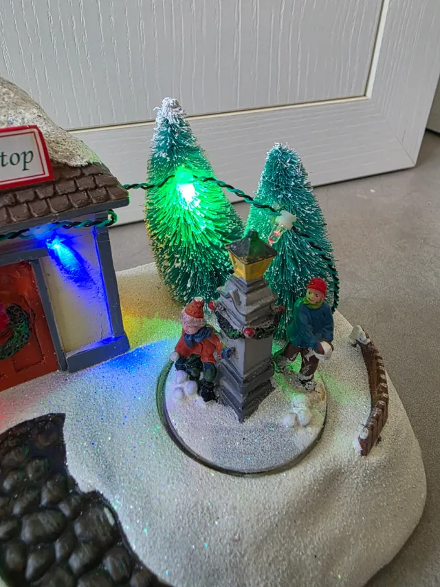 Pueblo Navideño con Luces