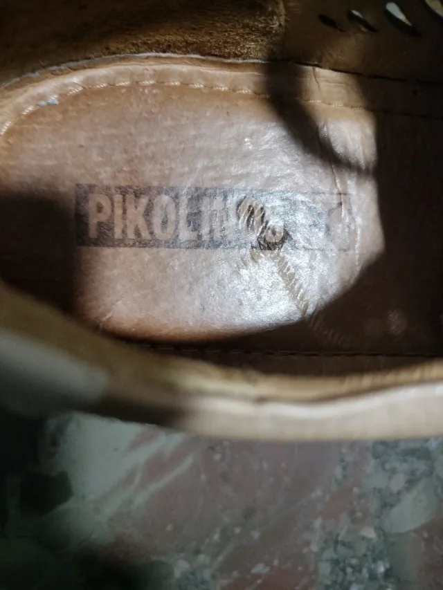 Pikolinos Zapatillas Beige Cuero Calado
