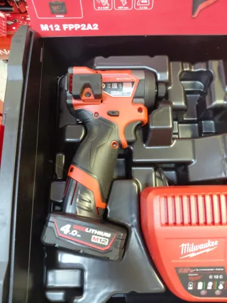 Kit Milwaukee M12 Fuel