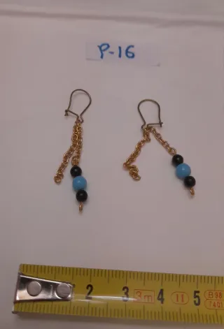 Par de pendientes vintage cadena y cuentas