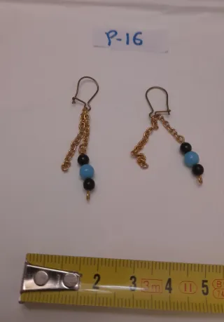 Par de pendientes vintage cadena y cuentas