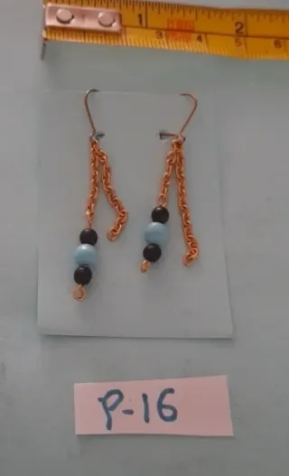 Par de pendientes vintage cadena y cuentas