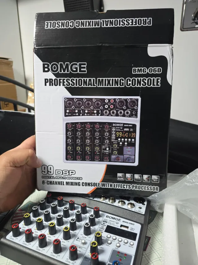 Mesa de Sonido BOMGE BMG-06D  6 Canales