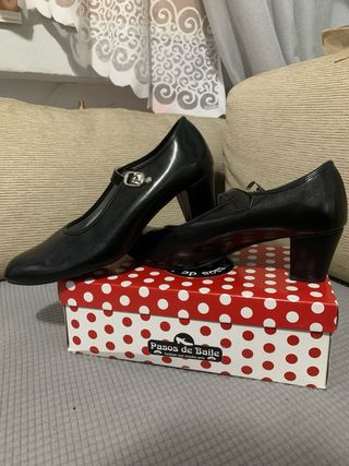 Tacones negros+falda de baile, tacones talla 41