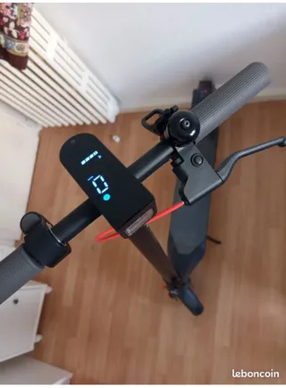 Patinete Eléctrico con Cargador y Factura