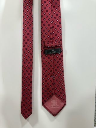 Corbata Olimpo Roja y Morada