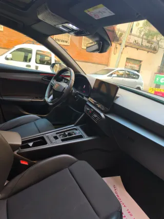 PARA CAMBIO CUPRA Leon 2024