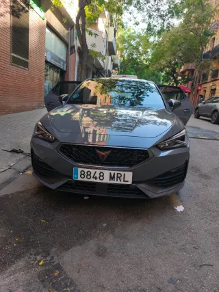 PARA CAMBIO CUPRA Leon 2024