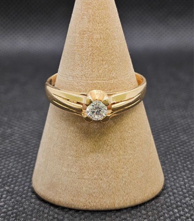 Anello Solitario Oro 18k 2,55gr T-24