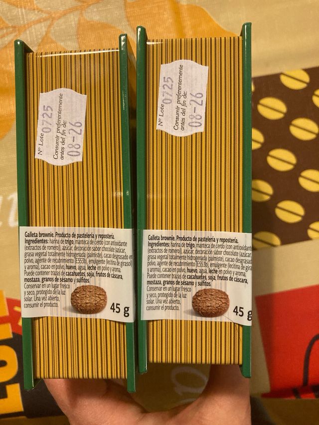 Caja metálica decorada con bailarinas