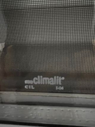 6 Ventanas abatibles aluminio