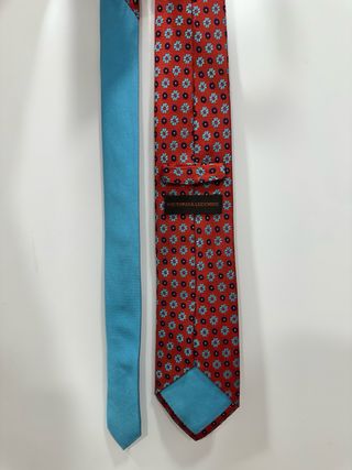 Corbata Victorio & Lucchino Roja y Azul