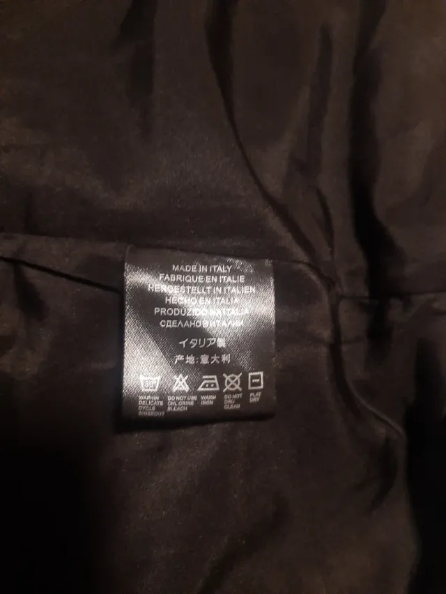 Cazadora Fendi Roma con capucha Talla M