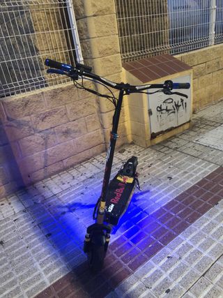 Patinete Eléctrico KTM Red Bull