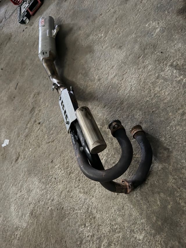 Escape Yoshimura Honda XR 400