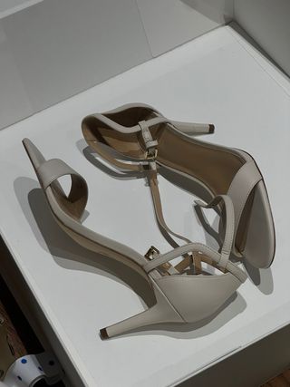 Sandalias Michael Kors Beige Talla 38