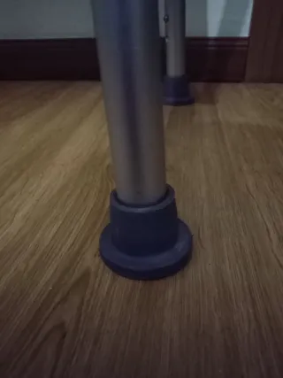 Silla de ducha con respaldo y brazos