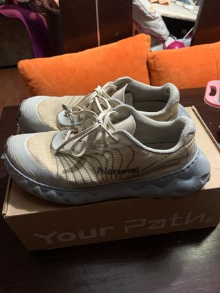 Zapatillas NNormal Tomir 1.0 Beige/Azul