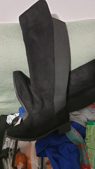 Botas altas negras talla 41 horma ancha
