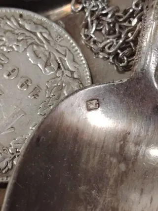 Lote de Plata: Monedas, Reloj ,Bandeja, Joyas